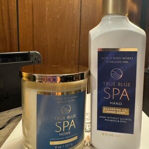 Bath & Body Works Handsoap & Candle True Blue Spa